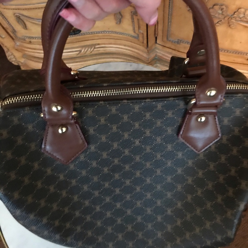 Boston bag
